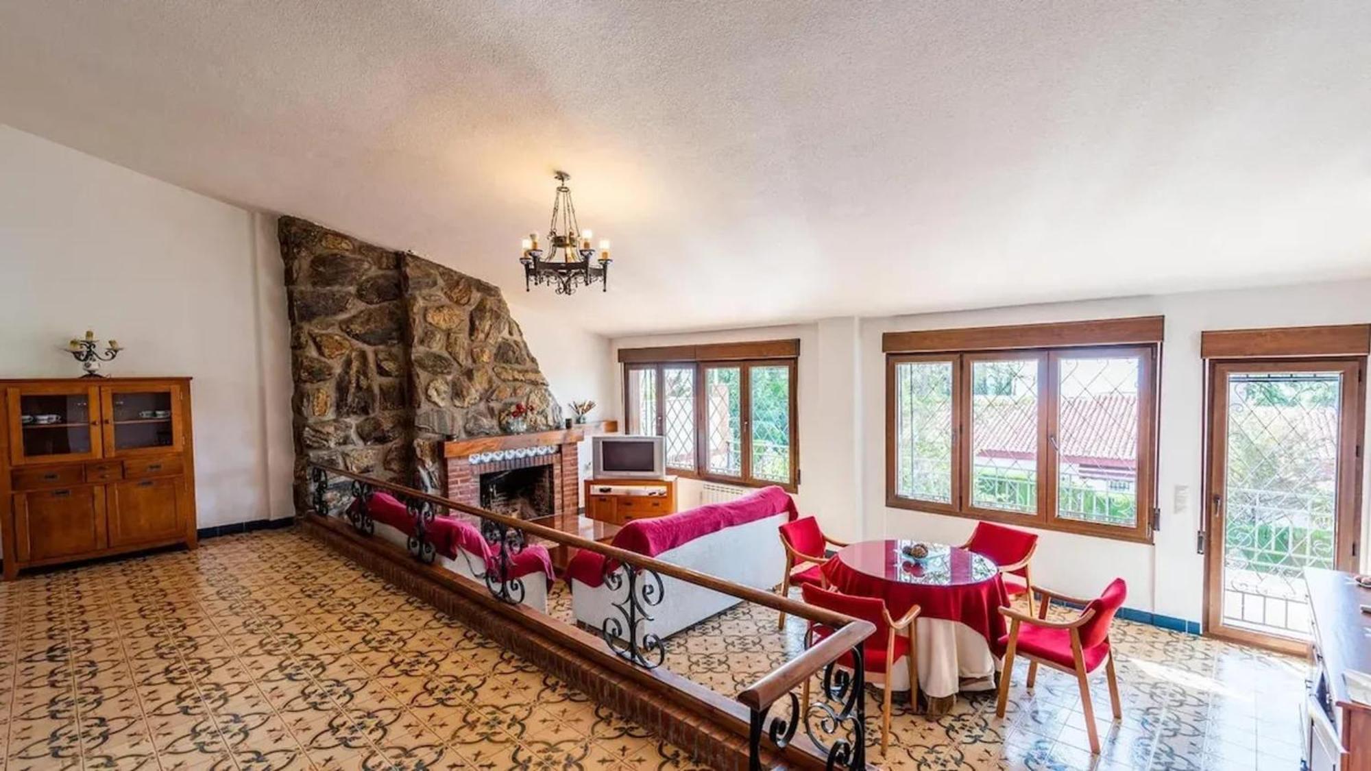 Spacious Villa With Private Pool In Monachil Kültér fotó