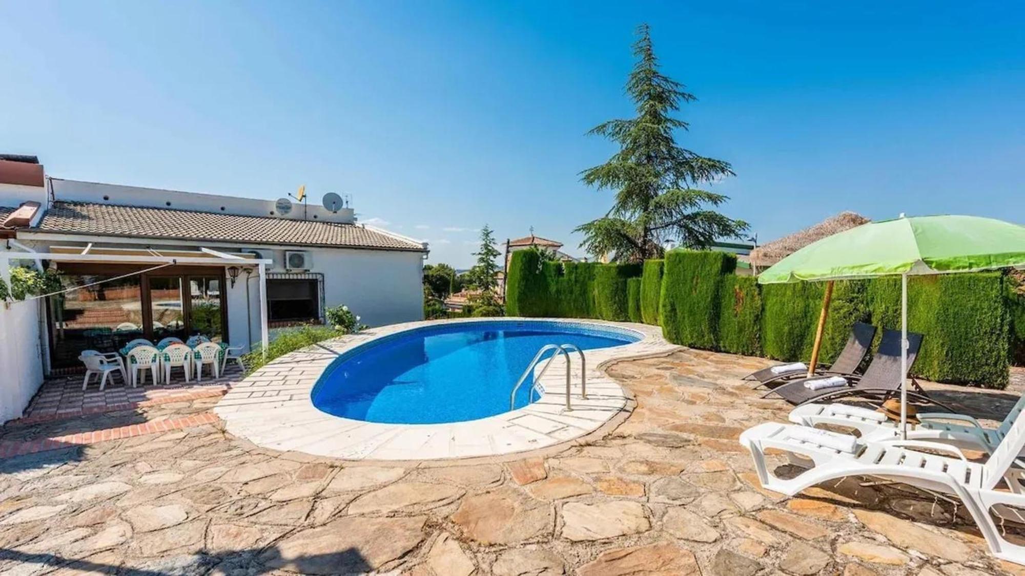 Spacious Villa With Private Pool In Monachil Kültér fotó